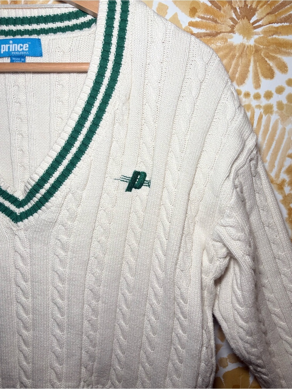 Prince Ivory Cable Knit Cricket Sweater Green Trim V-Neck Preppy TennisPicklebal - Picture 7 of 11